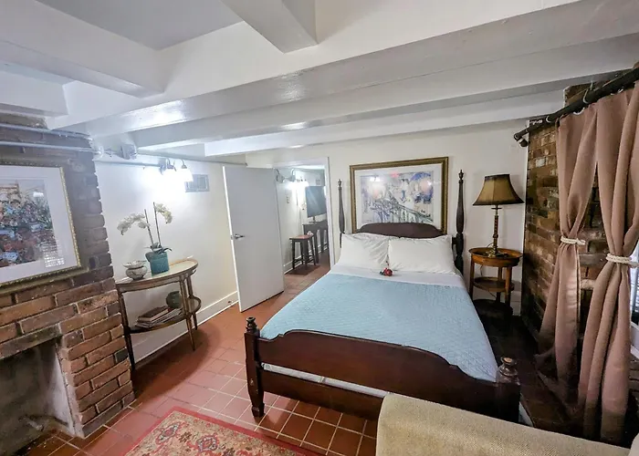 The Esplanade Guesthouse Mansion